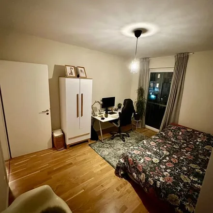 Rent this 3 bed apartment on Gürtelstraße 28 in 10247 Berlin, Germany