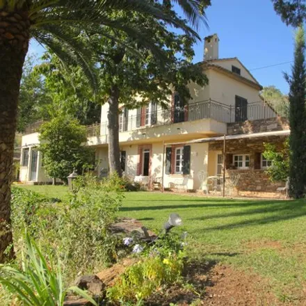 Buy this 6 bed house on Chemin de Miremer in 83680 La Garde-Freinet, France