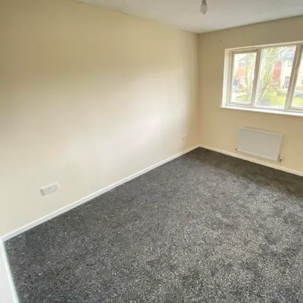 Image 6 - Viaduct Drive, Wolverhampton, WV6 0UX, United Kingdom - Duplex for rent