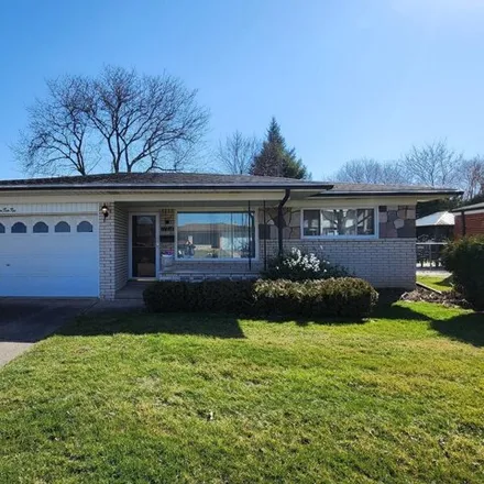 Image 1 - 11214 Glenis Drive, Sterling Heights, MI 48312, USA - House for rent