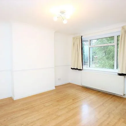 Rent this 2 bed apartment on Croft Close in London, BR7 6EZ
