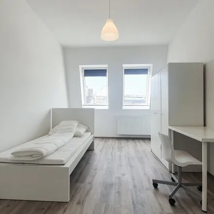 Rent this 4 bed room on I Like in Kottbusser Damm 70, 10967 Berlin