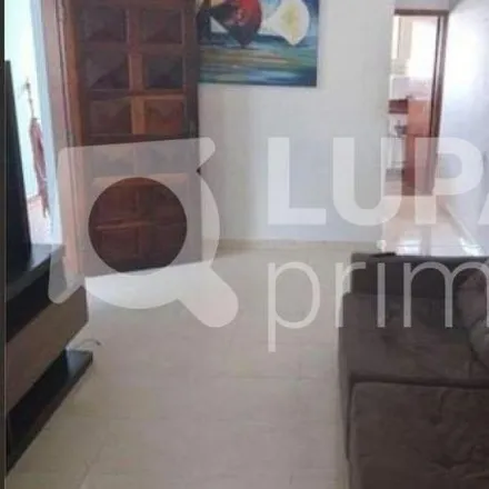 Buy this 2 bed house on Rua Augusto Viana de Castelo 20 in Lauzane Paulista, São Paulo - SP