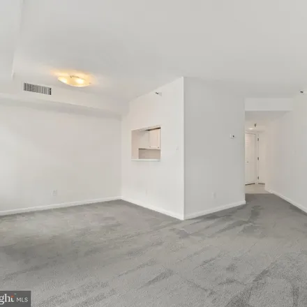 Image 8 - Fire Works, 2350 Clarendon Boulevard, Arlington, VA 22201, USA - Condo for sale