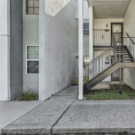 Buy this 2 bed condo on 3809 North Oak Drive in Tampa, FL 33611