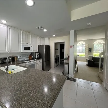 Image 5 - 6023 Towncenter Circle, Collier County, FL 34119, USA - Townhouse for rent