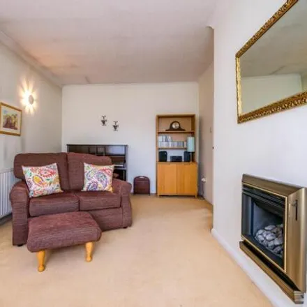 Image 5 - Beech Close, West Bridgford, NG12 4BG, United Kingdom - House for sale