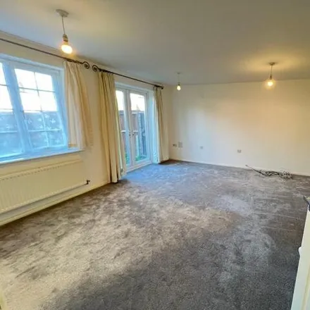 Image 7 - Buddon Close, Leicester, LE3 9SL, United Kingdom - Townhouse for rent