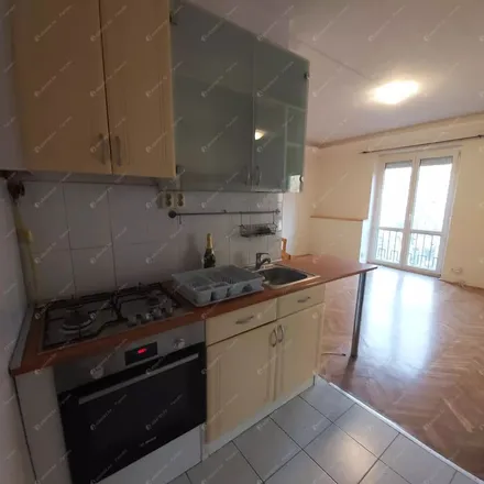 Image 5 - Budapest, Kelemen László utca, 1026, Hungary - Apartment for rent