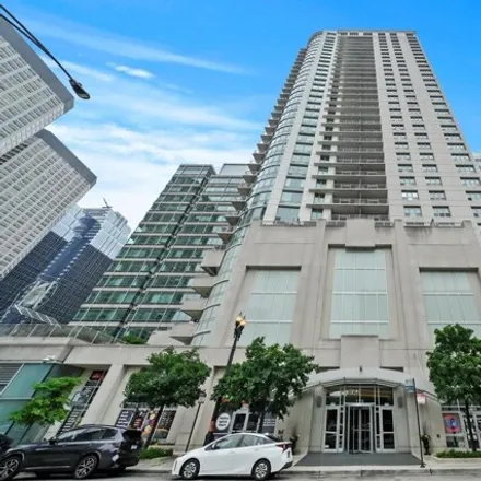 Buy this 1 bed condo on Park Alexandria in 125 South Jefferson Street, Chicago