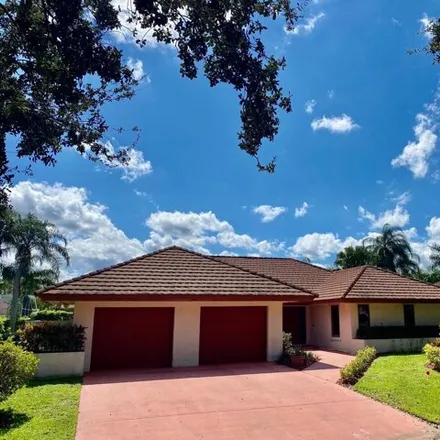 Rent this 2 bed house on 684 Kintyre Road in Palm Beach Gardens, FL 33418