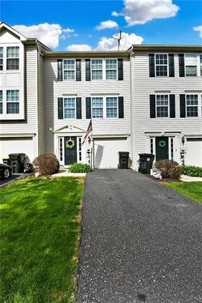 Rent this 3 bed townhouse on 1111 Sparrow Way in Trexlertown, Upper Macungie Township