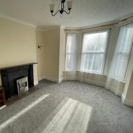 Rent this 2 bed apartment on Prince Maurice Road in Plymouth, PL4 7LL
