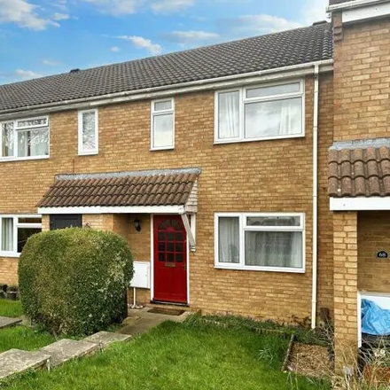 Rent this 3 bed house on 38 Birdcombe Road in Swindon, SN5 7BL