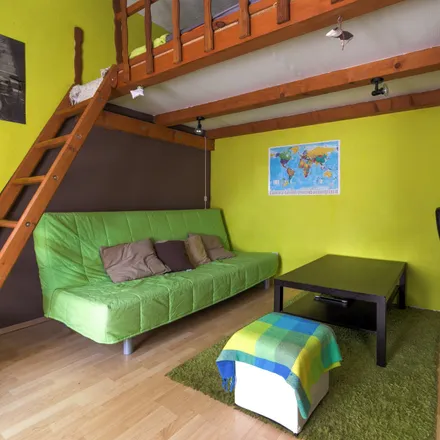 Rent this 1 bed apartment on Budapest in Tar utca 2, 1135