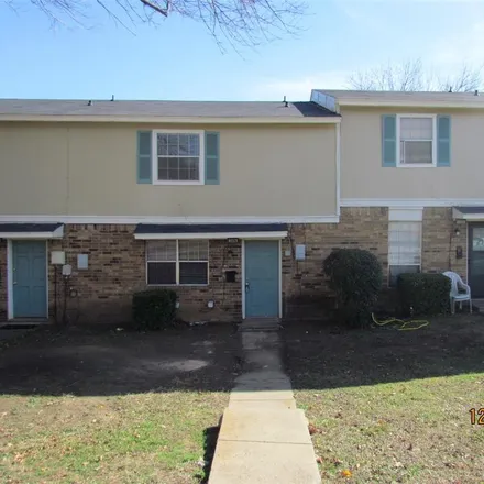 Rent this 3 bed condo on 302 Candlewood Lane in Garland, TX 75041