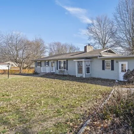 Image 3 - 617 Dayton Street, Monett, MO 65708, USA - House for sale