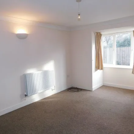 Rent this 2 bed apartment on Harrow Street in Grantham, NG31 6HF