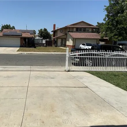 Image 2 - 167 Oaktree Drive, Perris, CA 92571, USA - House for sale