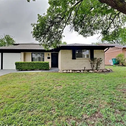 Rent this 5 bed house on 5813 Wedgwood Drive in Fort Worth, TX 76133