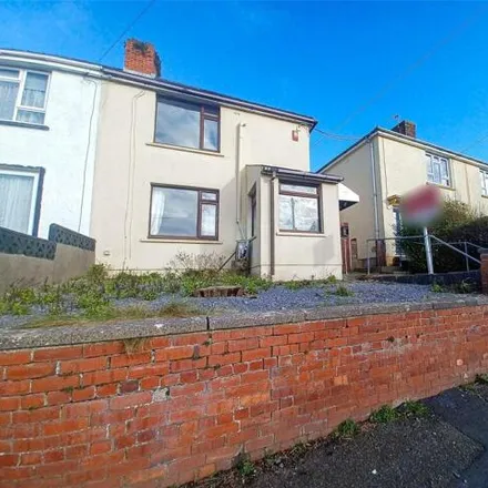 Buy this 2 bed duplex on St Peter's Road in Milford Haven, SA73 2BT