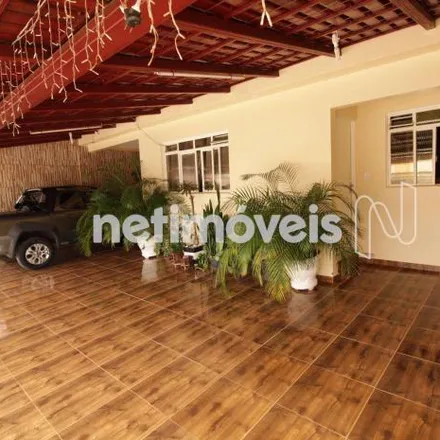 Buy this 3 bed house on CNN 1 in Ceilândia Centro, Ceilândia - Federal District