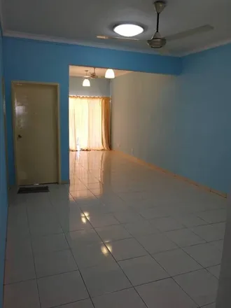 Image 5 - unnamed road, Taman Bayu Permai, 48000 Selayang Municipal Council, Selangor, Malaysia - Apartment for rent