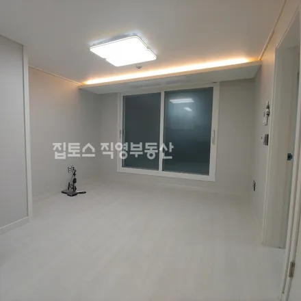 Rent this 2 bed apartment on 서울특별시 광진구 중곡동 18-109