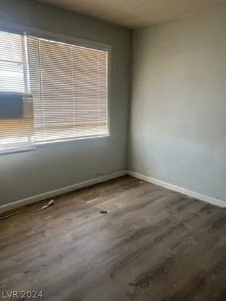 Image 5 - Pioneer Trail, Las Vegas, NV 89106, USA - House for rent