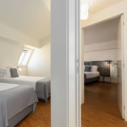 Rent this 2 bed apartment on 4400-087 Distrito de Leiria