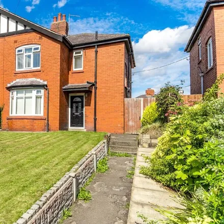 Rent this 4 bed duplex on Wigan Road in Ormskirk, L39 2YA