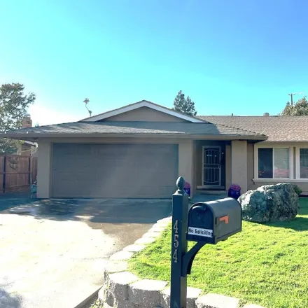 Buy this 3 bed house on 454 Royal Oaks Court in Vacaville, CA 95687