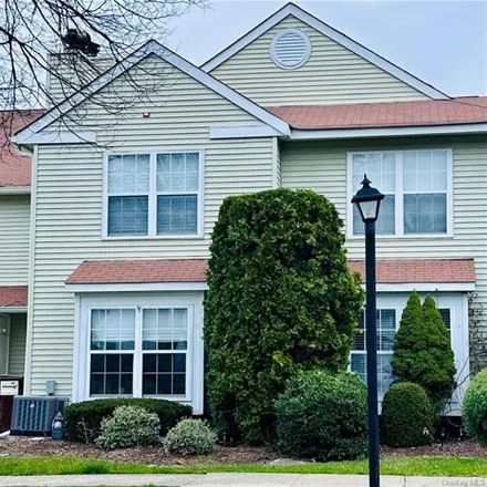Rent this 2 bed condo on 35 Olde Wagon Road in Village of Warwick, NY 10990