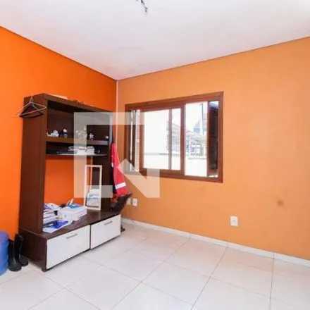 Buy this 2 bed house on Rua Ernesto Antonio Gomes in São José, Canoas - RS