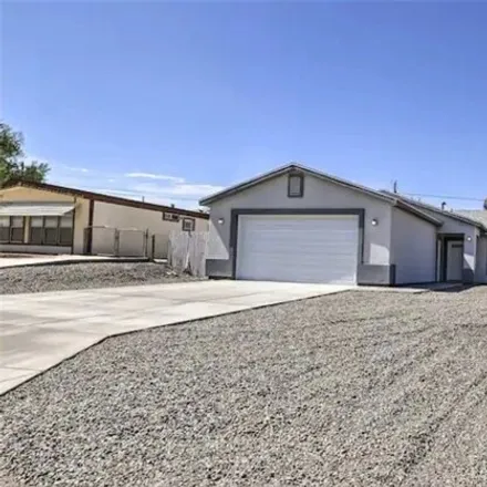 Image 1 - 1680 Toro Road, Bullhead City, AZ 86442, USA - House for sale