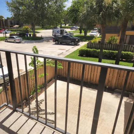 Rent this 2 bed townhouse on 2706 27th Way in West Palm Beach, FL 33407