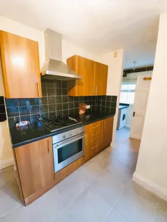 Rent this 4 bed townhouse on 60 Granleigh Road in London, E11 4RQ