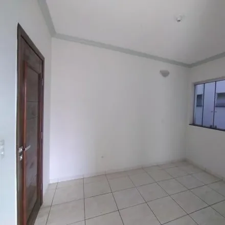 Rent this 3 bed apartment on Rua Minas Gerais in Centro, Divinópolis - MG