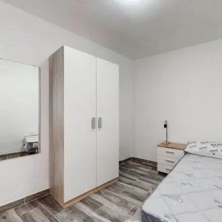 Rent this 3 bed room on Avinguda del Rei en Jaume I in 46470 Catarroja, Spain