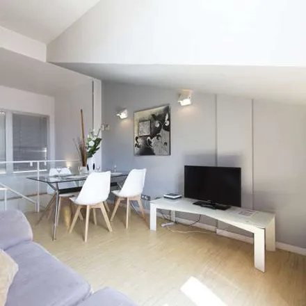 Rent this 4 bed apartment on Instituto de Educación Secundaria San Isidro in Calle de los Estudios, 28012 Madrid