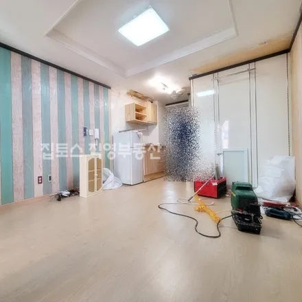 Rent this studio apartment on 서울특별시 광진구 구의동 599-1