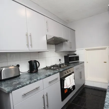 Rent this 3 bed apartment on Birmingham in B16 8BP, United Kingdom