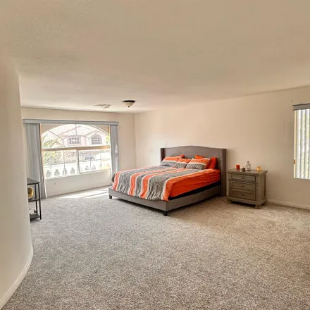 Image 4 - 8928 West Alexander Road, Las Vegas, NV 89129, USA - Apartment for rent