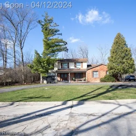 Image 2 - 21718 Gates Street, Beverly Hills, MI 48025, USA - House for sale