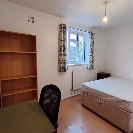 Image 4 - 37 Rectory Field Crescent, London, SE7 7DQ, United Kingdom - Room for rent