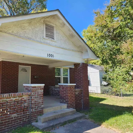 Rent this 2 bed house on 1001 Vestal Street in North Little Rock, AR 72114