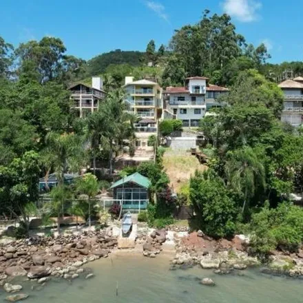 Buy this 5 bed house on Rodovia Rafael da Rocha Pires in Sambaqui, Florianópolis - SC