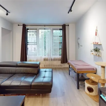 Rent this 1 bed apartment on 2015 Saint Paul Avenue in New York, NY 10461