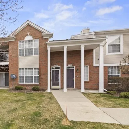 Buy this 2 bed condo on 16450 Norfolk Drive in Macomb Township, MI 48044