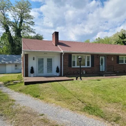Buy this 3 bed house on 2702 Radford Road Northeast in Roanoke, VA 24012